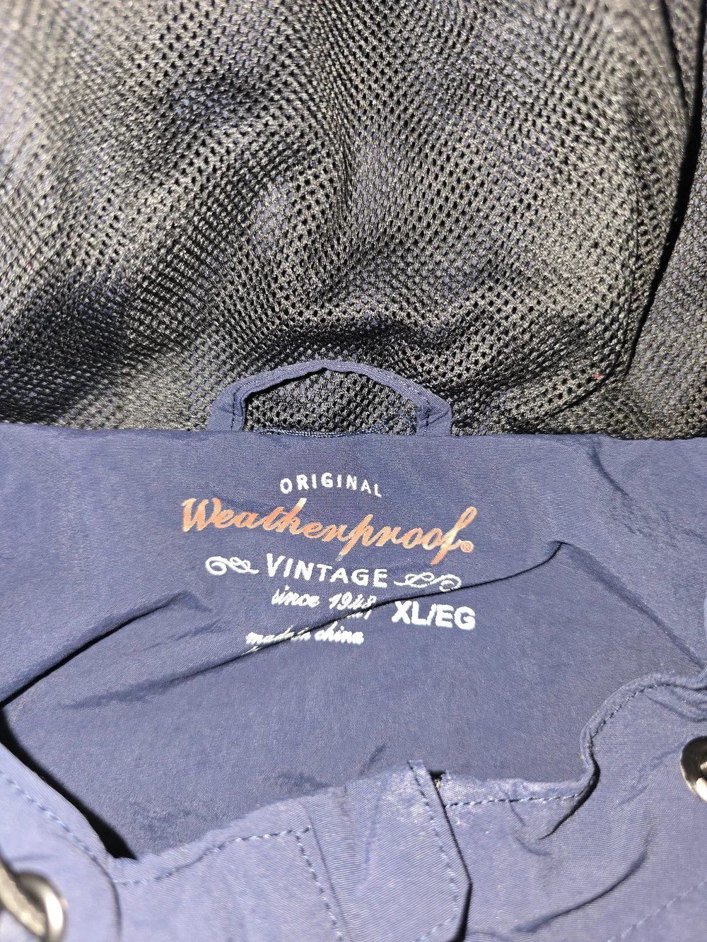 Men's Navy Rain Jacket with Full Zip and Hood
